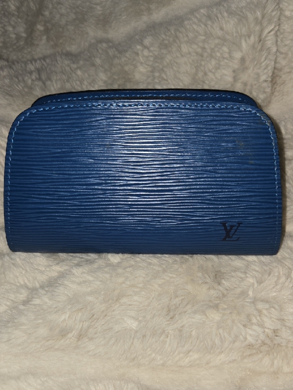 Louis Vuitton Blue Epi Leather Zip Around Cosmetic Case - Picture 12 of 12